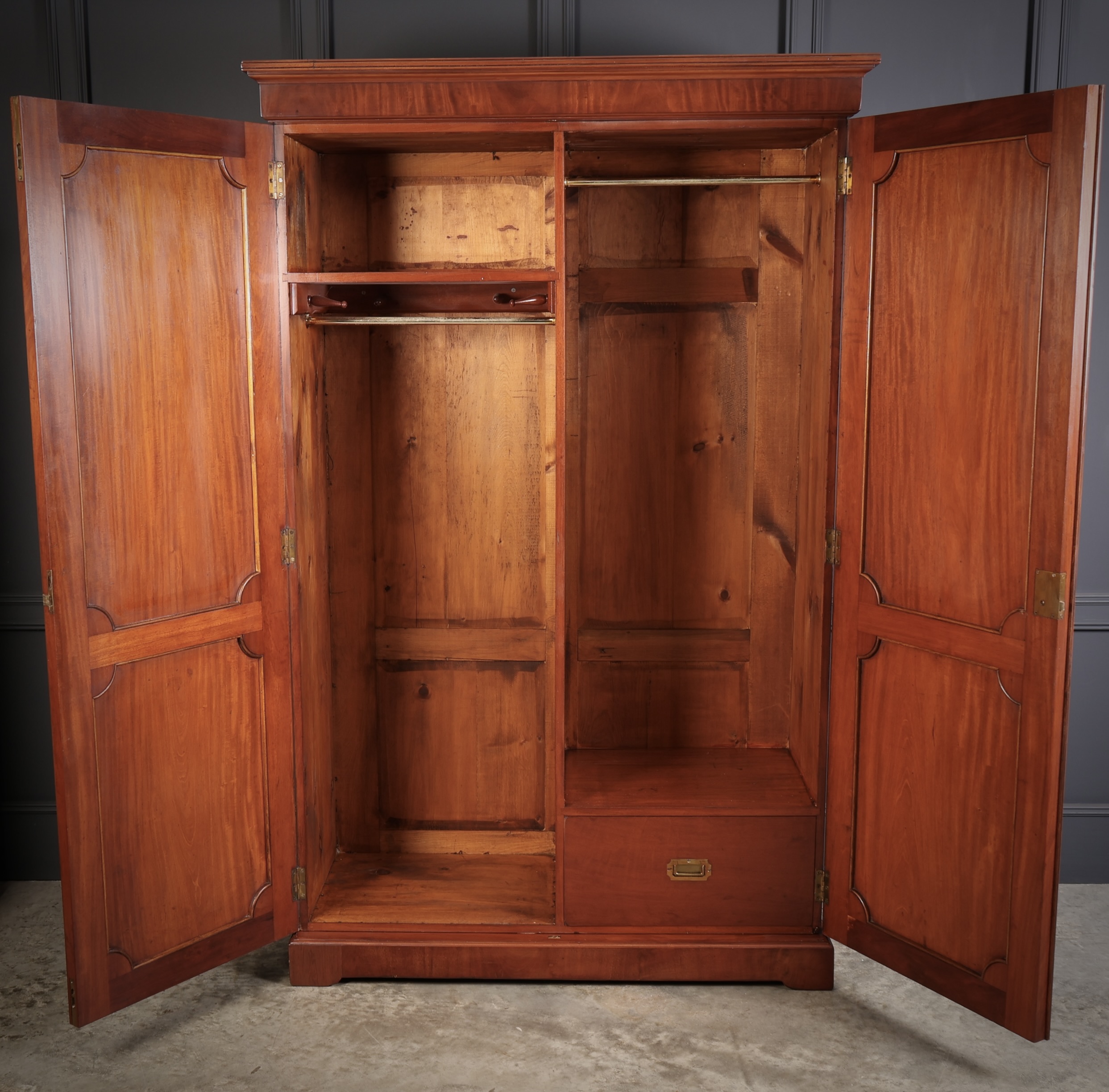 Victorian Mahogany & Walnut Wardrobe antique wardrobes Antique Furniture 5